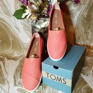 Toms slip-on sneakers